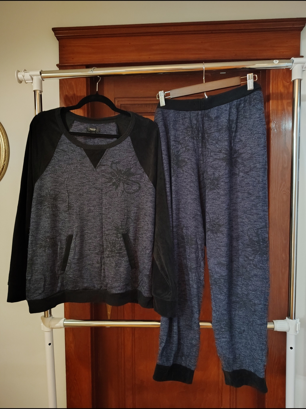 Simply Vera Vera Wang Heathered Navy & Black Two-Piece Lounge Set